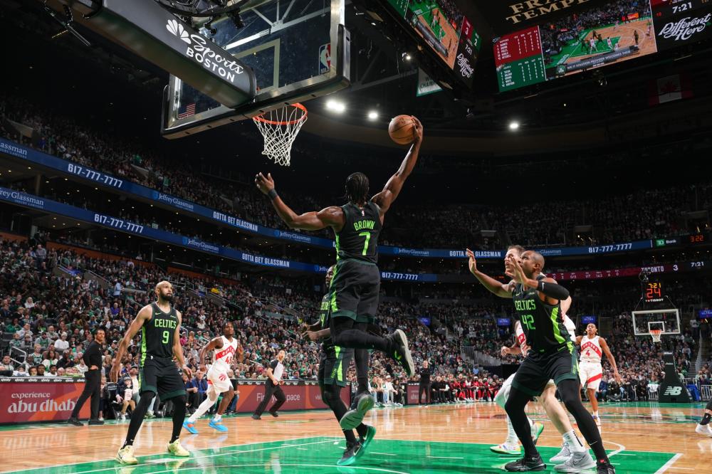 快船队正在 快船队正在