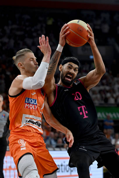 只有从根基 只有从根基