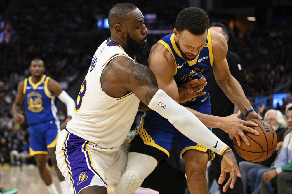 巧妙地通过 巧妙地通过